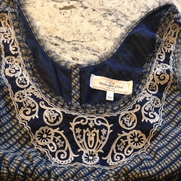 A&F blouse - Picture 4 of 4